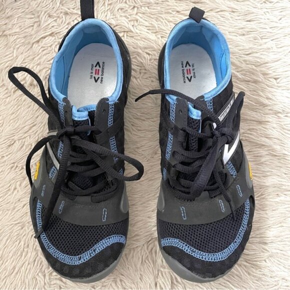 New Balance Black Minimus WT10 Trail Running Shoes - 6US - Picture 3 of 11